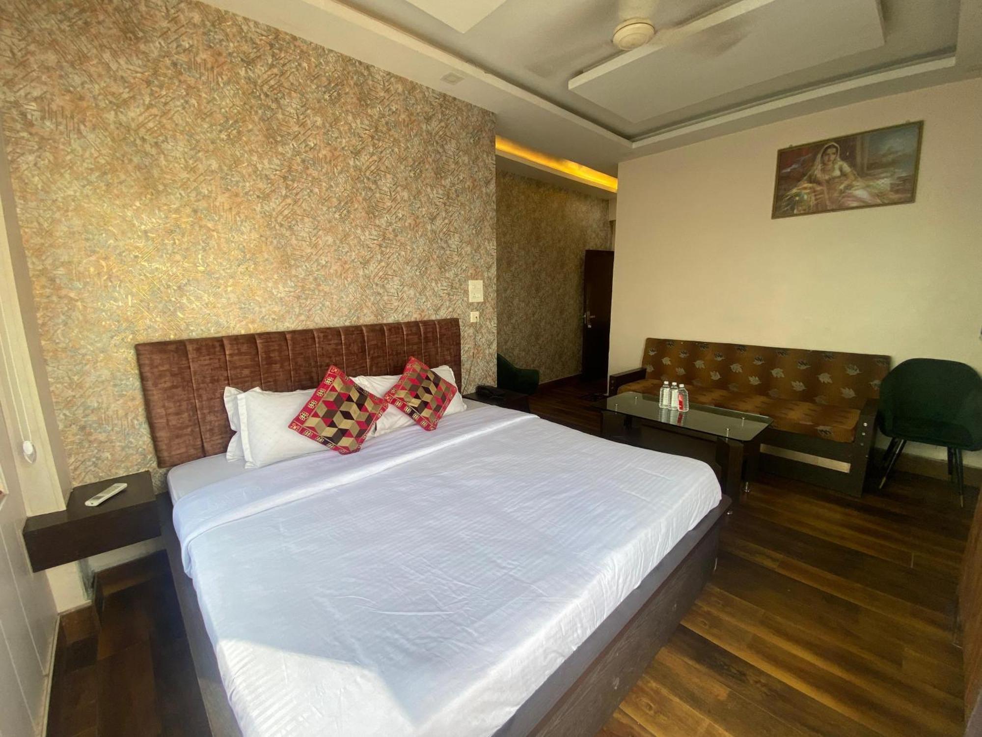 Hotel Sita Palace On Heritage Ghats Of Benaras Varanasi Esterno foto